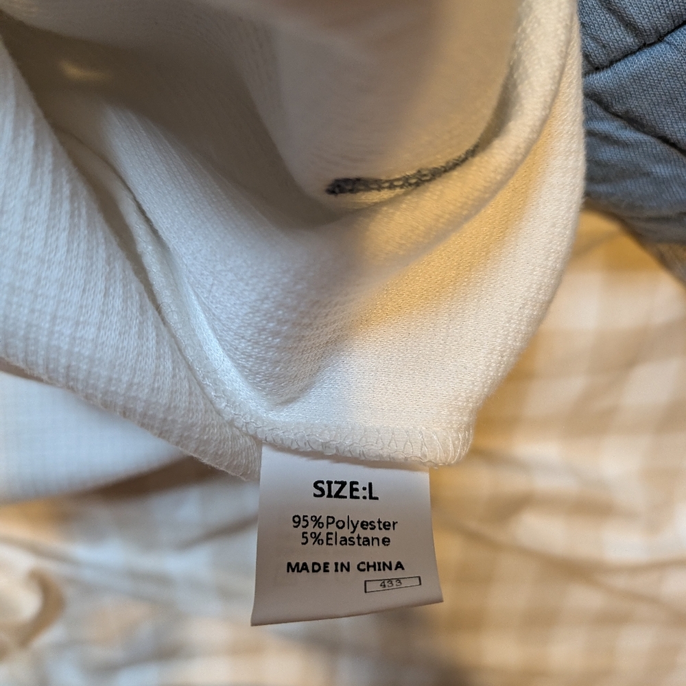 Quilted Textured Patchwork Hooded Jacket NWT - image 3